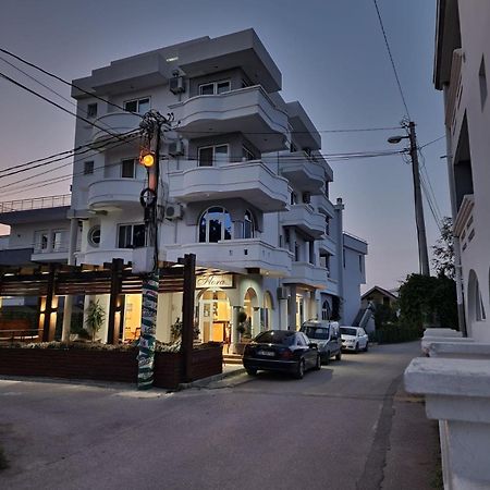 Bregvija Apartment Flora المظهر الخارجي الصورة