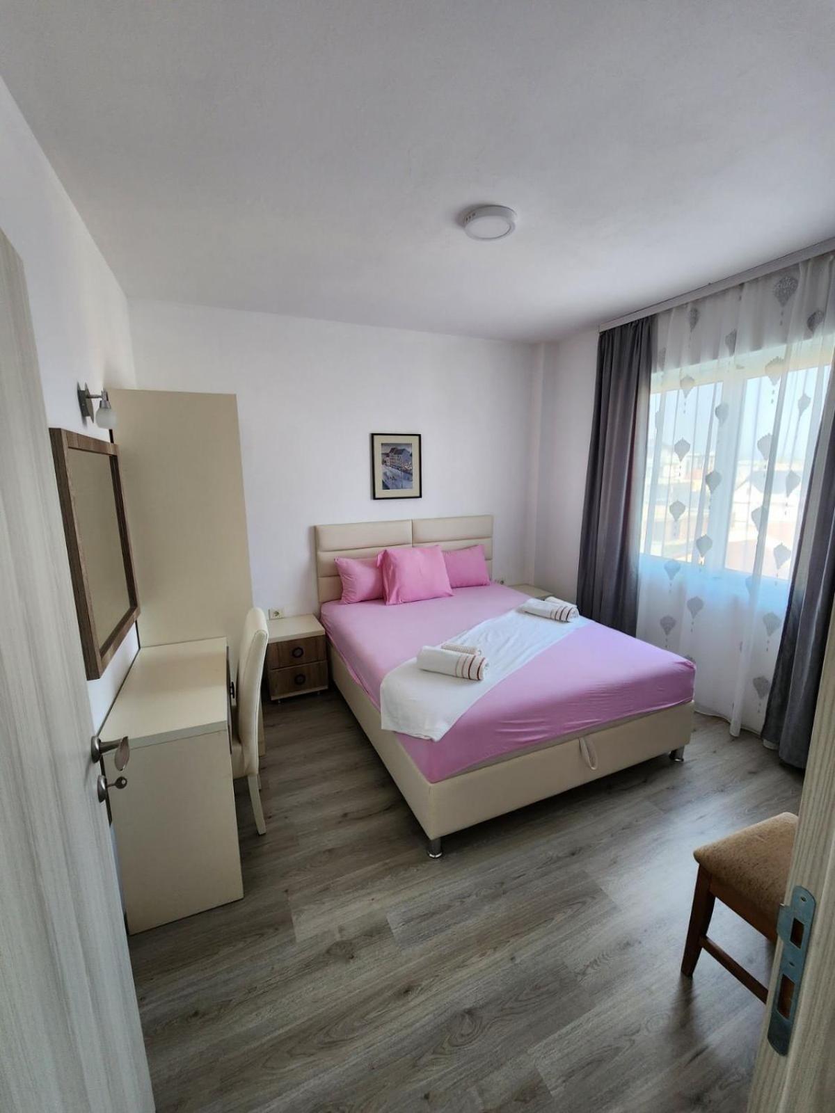Bregvija Apartment Flora المظهر الخارجي الصورة